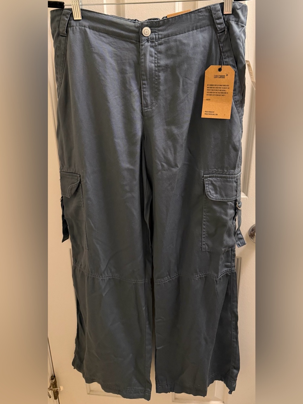 Women's Mid-Rise Cargo Pants in Slate Blue